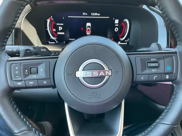 Used 2025 Nissan Pathfinder Platinum FWD image 31