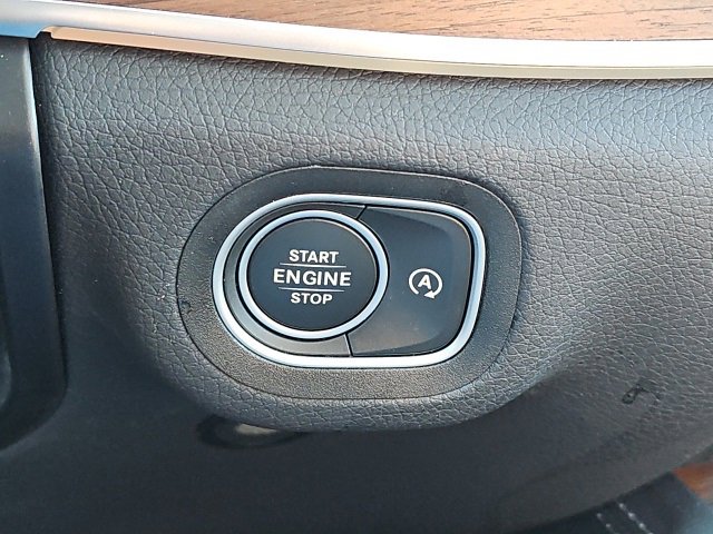 Certified 2025 Mercedes-Benz GLS 450 4MATIC image 34