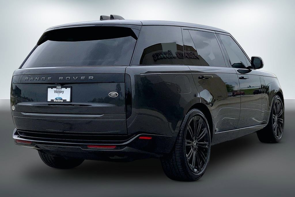 Used 2023 Land Rover Range Rover Long Wheelbase Autobiography AWD/4WD image 12