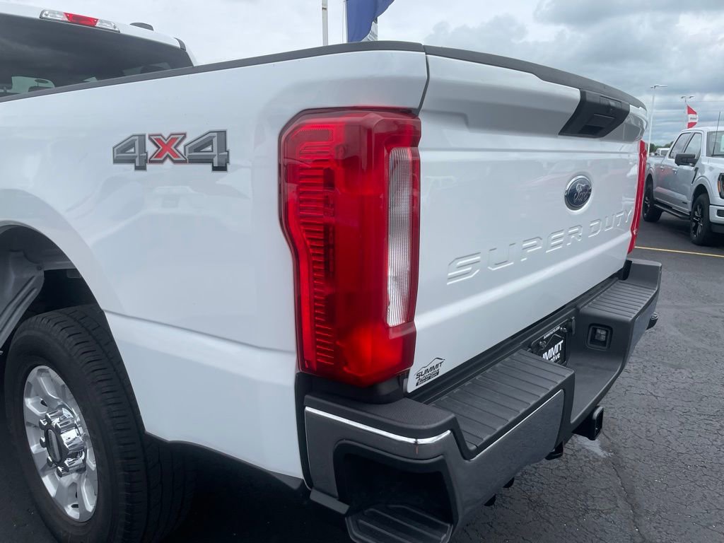 Used 2024 Ford F250 XLT image 38
