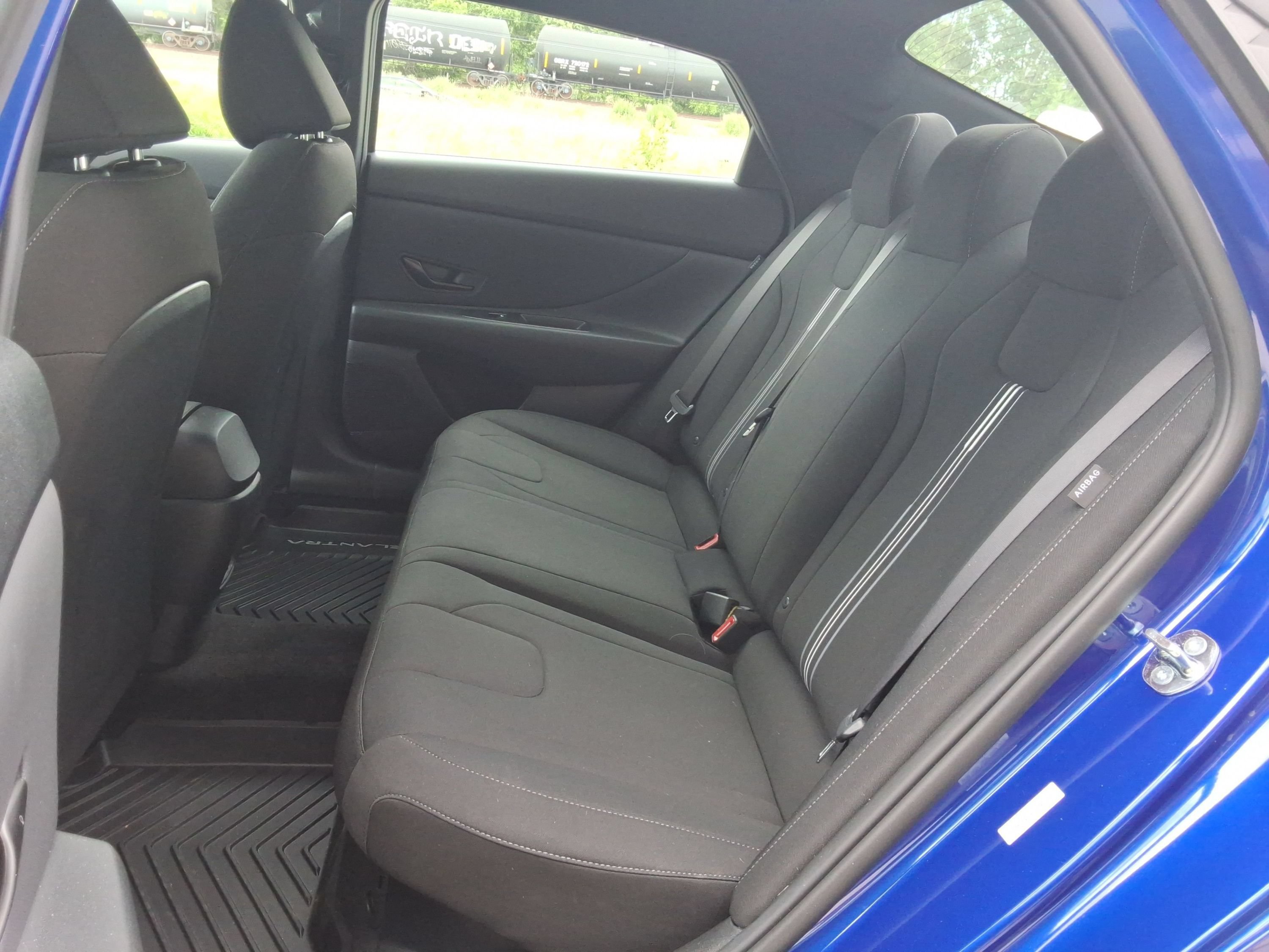 Used 2026 Hyundai Elantra SEL FWD image 29