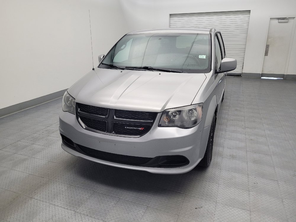 Used 2016 Dodge Grand Caravan SE FWD image 15