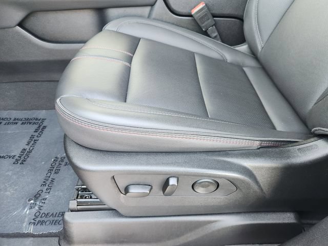 Used 2025 Chevrolet Suburban RST w/ RST Capability Package AWD/4WD image 26