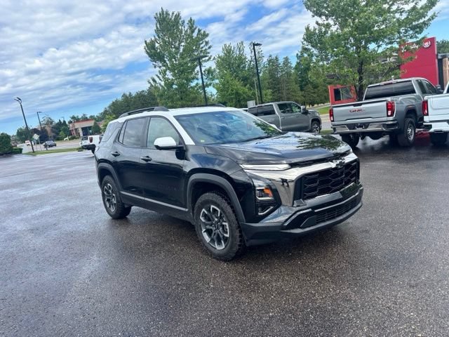 Used 2025 Chevrolet Equinox ACTIV w/ Safety and Technology Package AWD/4WD image 4