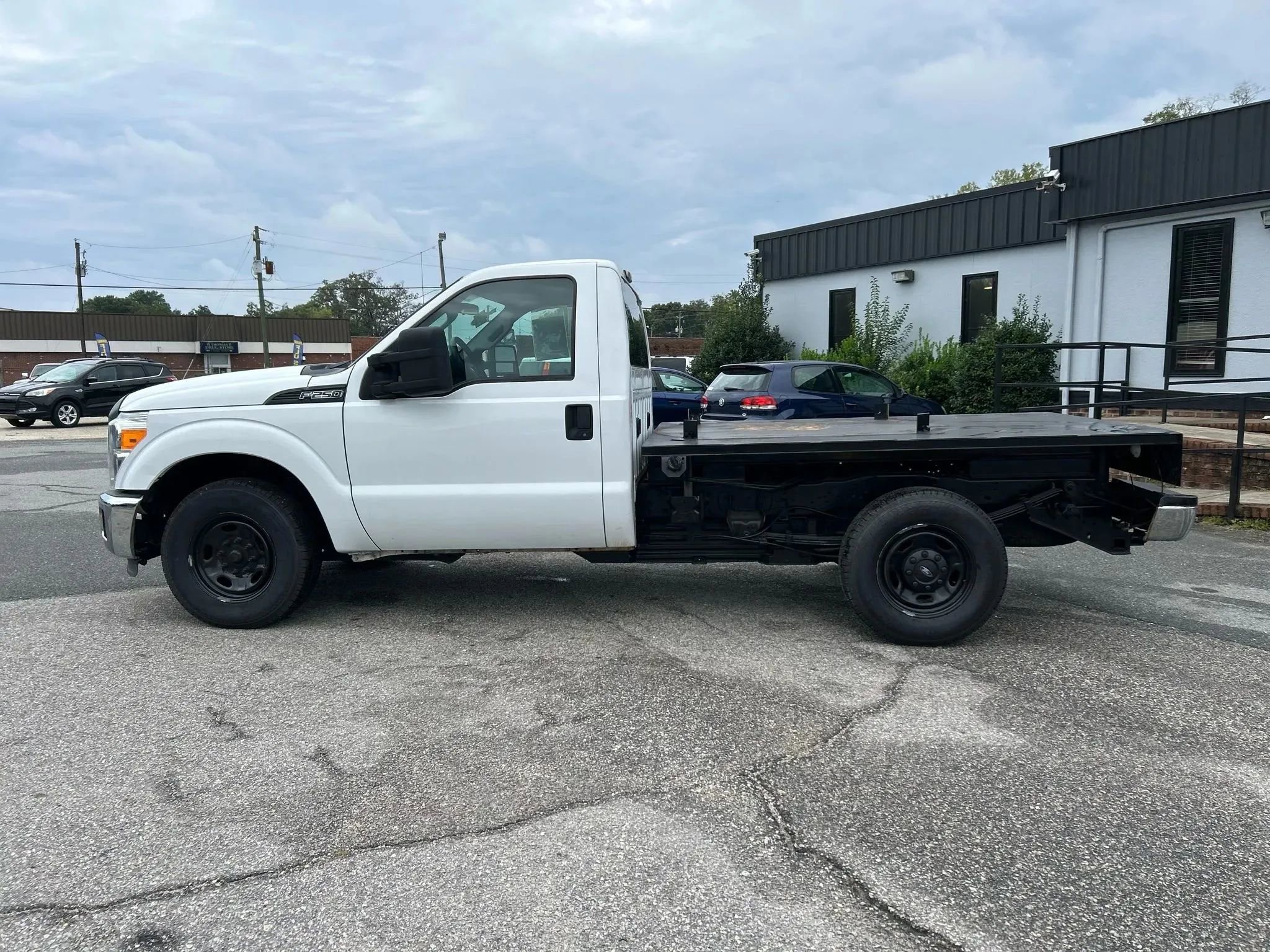 Used 2016 Ford F250 XL w/ XL Value Package image 9
