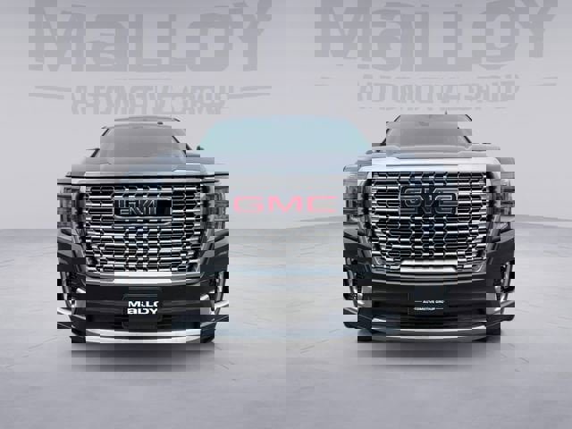 Used 2021 GMC Yukon Denali w/ Denali Premium Package image 8