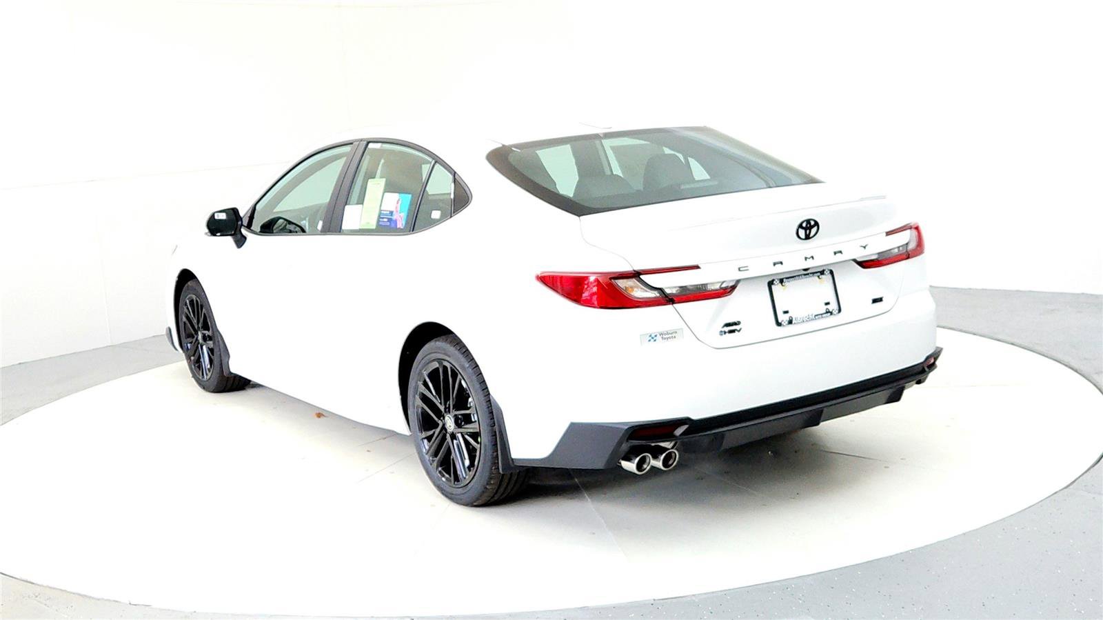 New 2026 Toyota Camry SE AWD/4WD image 4