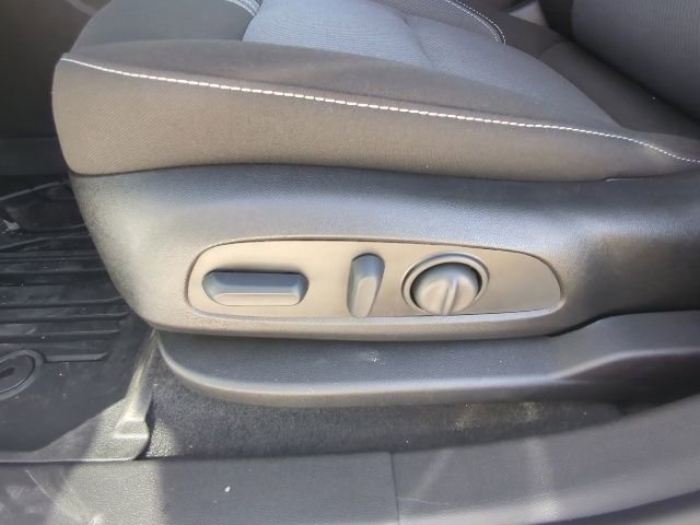 New 2025 Chevrolet Blazer LT w/ Convenience Package image 11