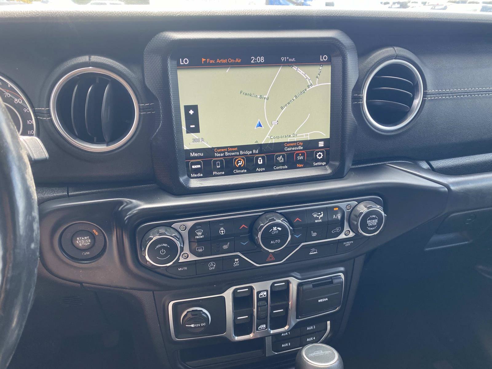 Used 2020 Jeep Gladiator Overland AWD/4WD image 21