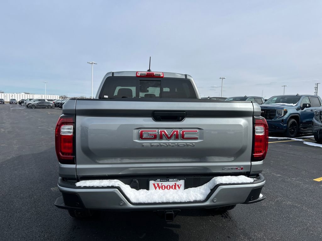 New 2026 GMC Canyon AT4 w/ AT4 Premium Package AWD/4WD image 9