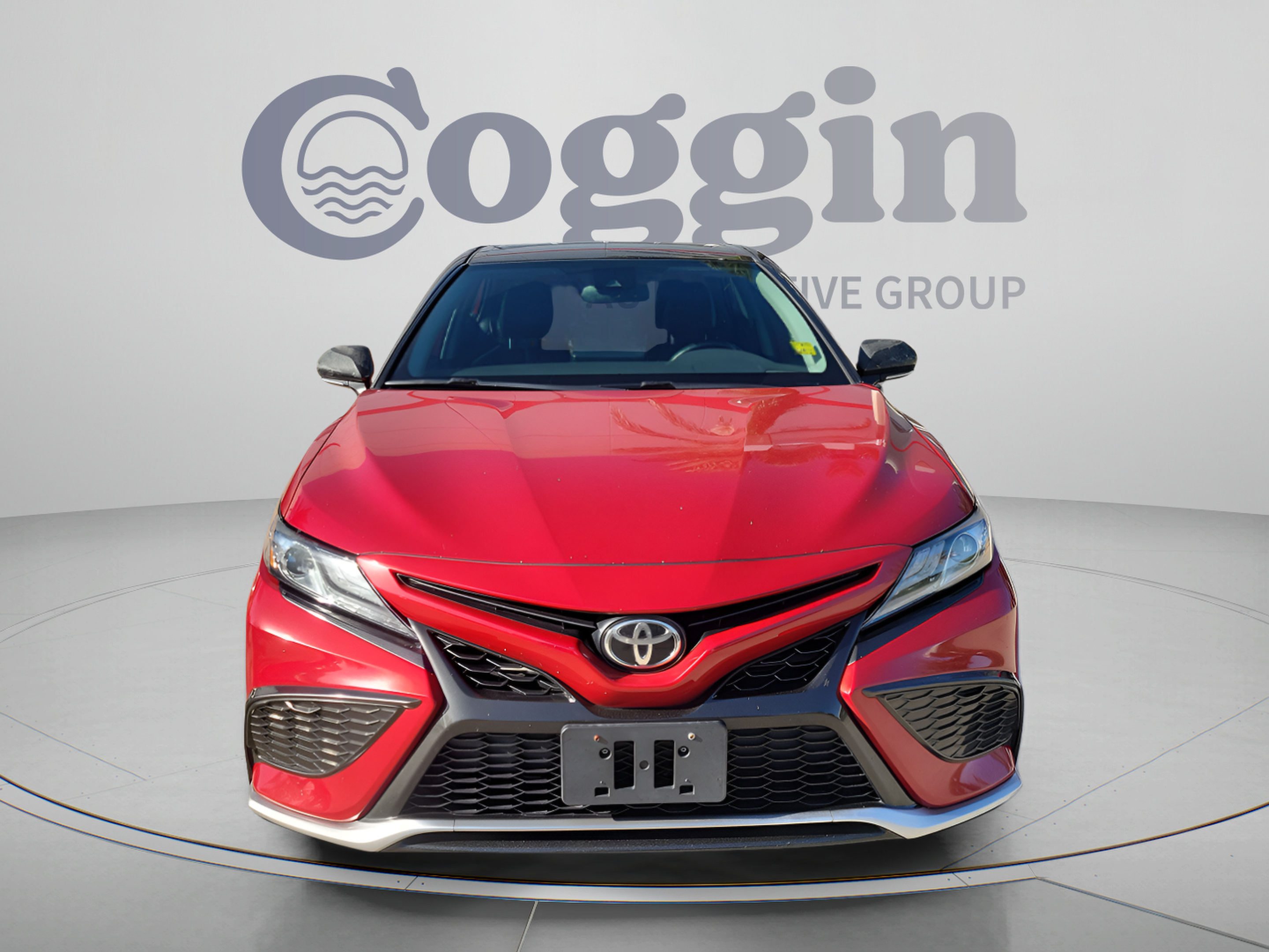 Used 2021 Toyota Camry XSE FWD image 5