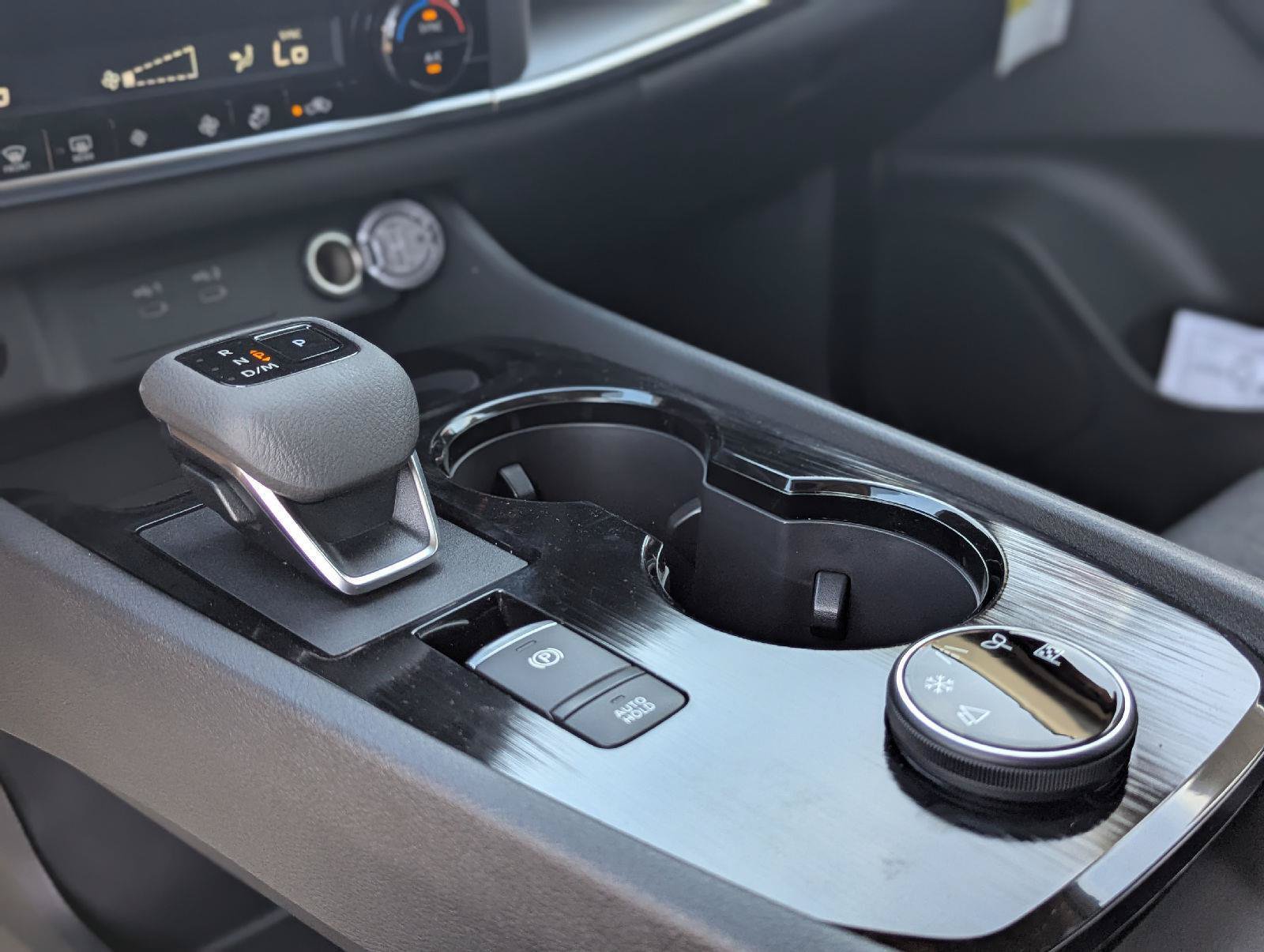 New 2026 Nissan Rogue SV AWD/4WD image 29