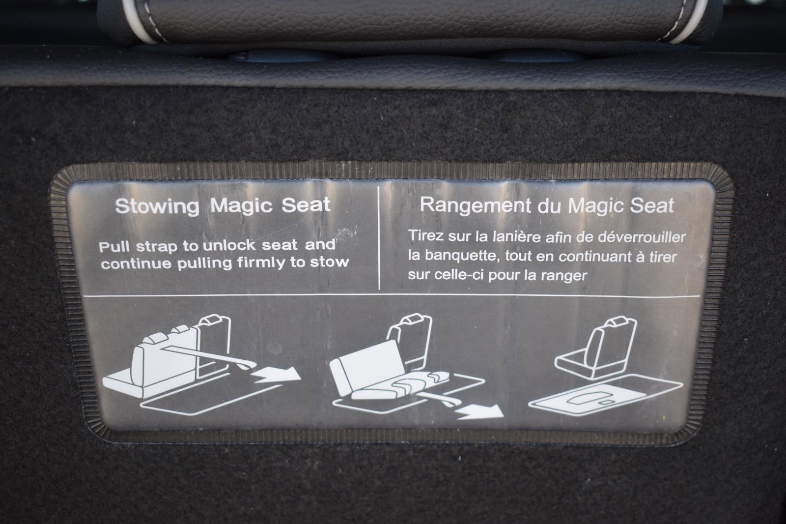 Used 2023 Honda Odyssey Elite image 19