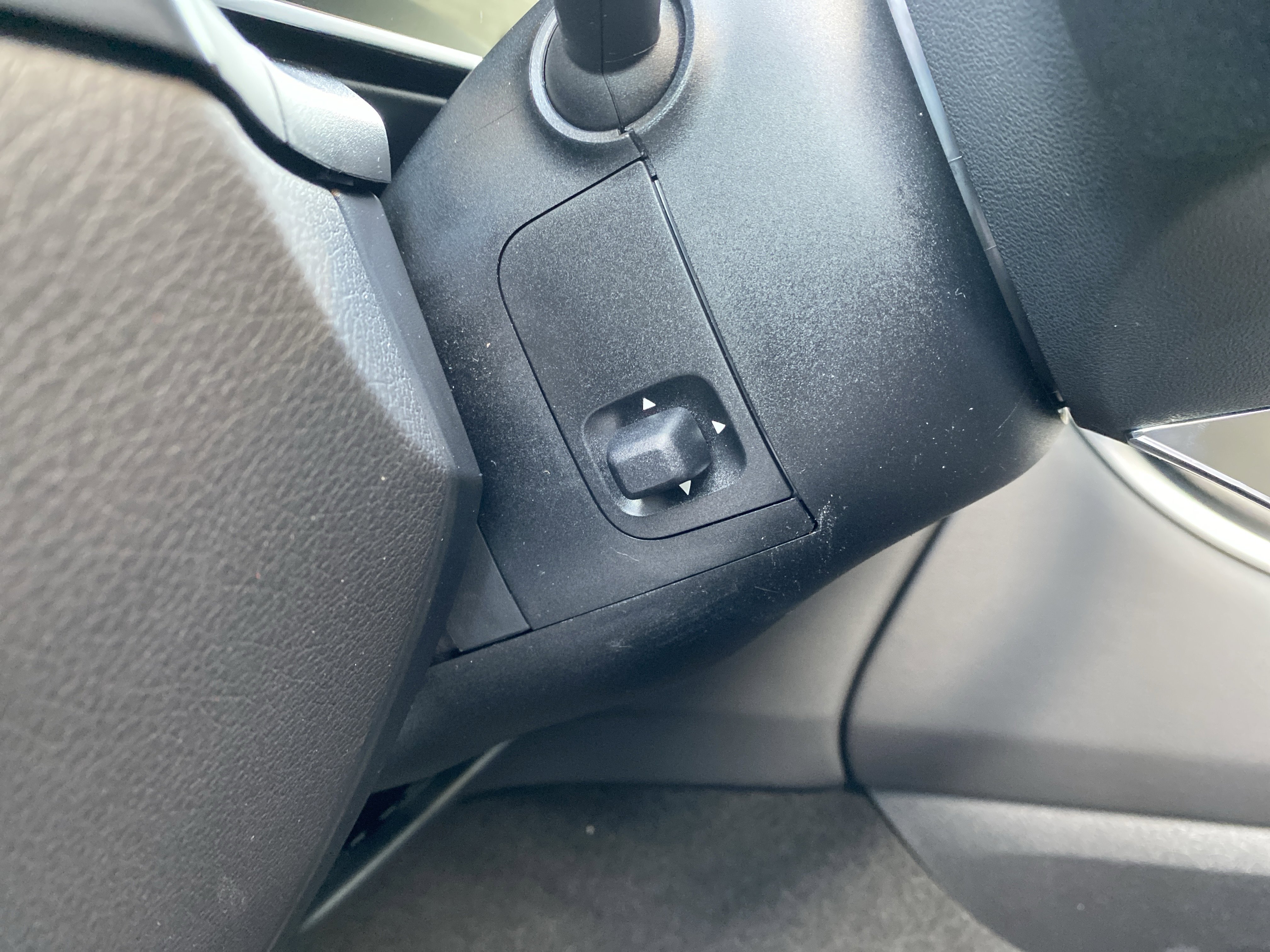 Used 2026 Mercedes-Benz GLC 300 4MATIC image 16