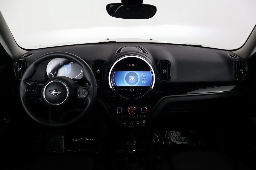 Used 2024 MINI Cooper Countryman S FWD image 8