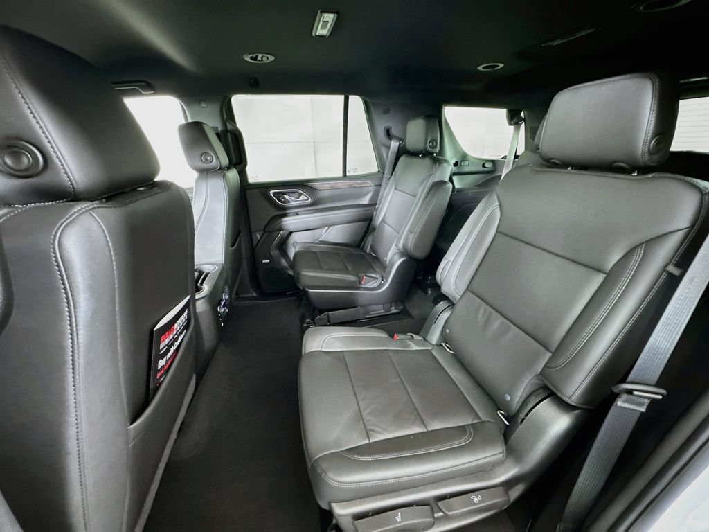 Used 2022 Chevrolet Tahoe LT w/ Luxury Package AWD/4WD image 25