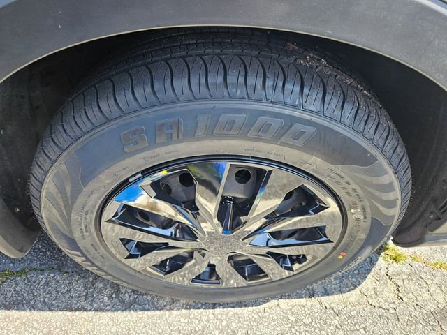 Used 2024 Honda CR-V LX image 7