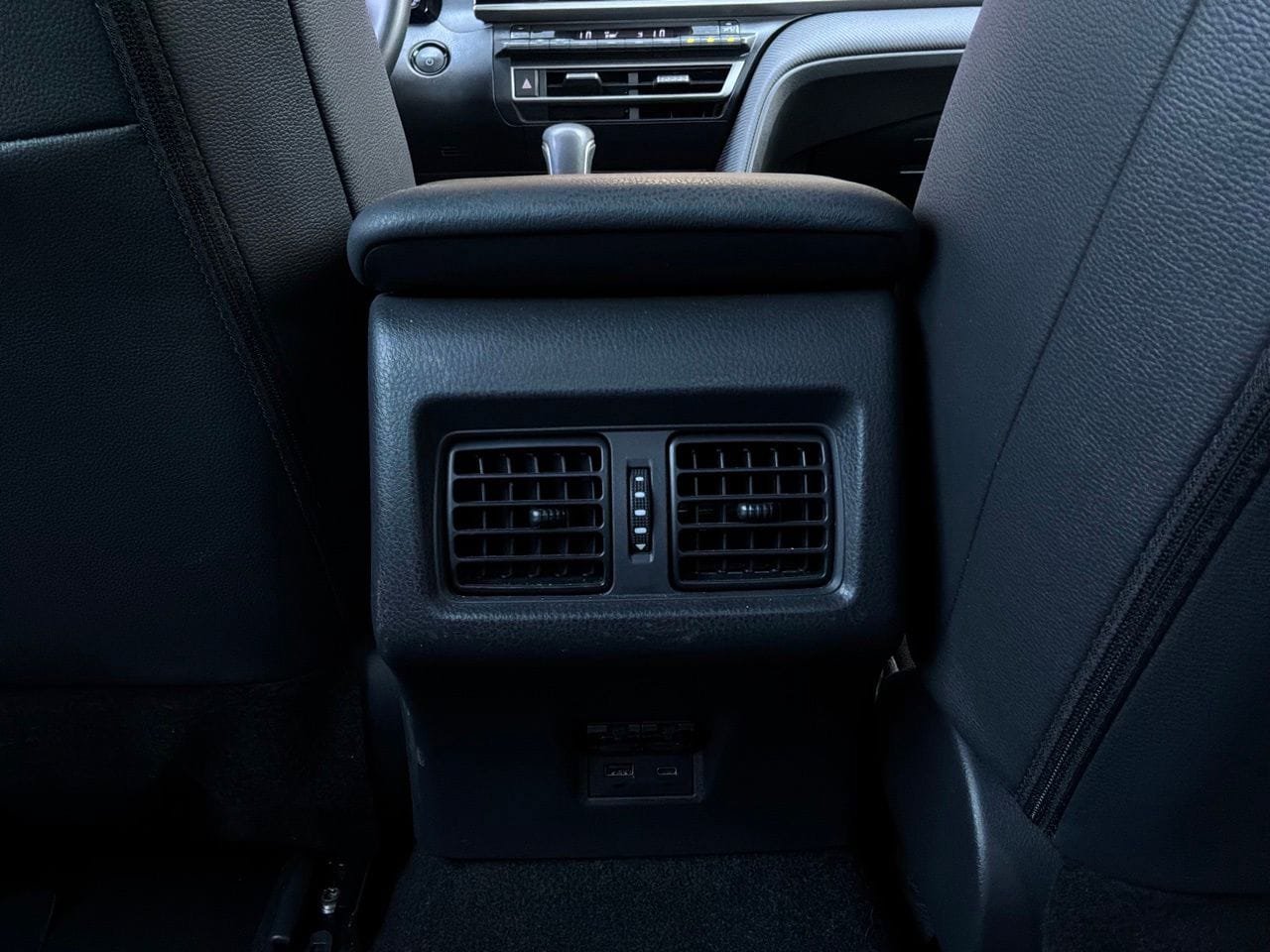 Used 2026 Toyota Camry SE FWD image 13