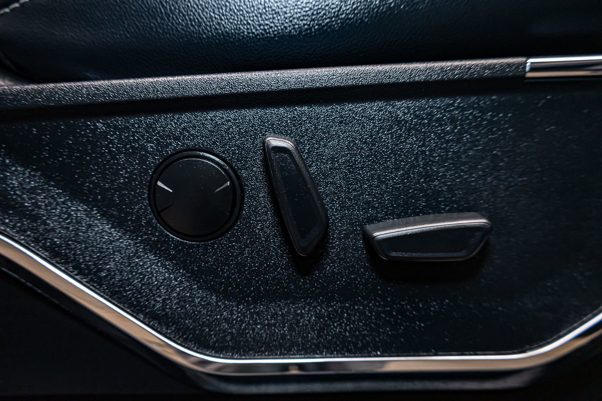 Used 2023 Ford F250 Lariat w/ Sport Appearance Package image 26