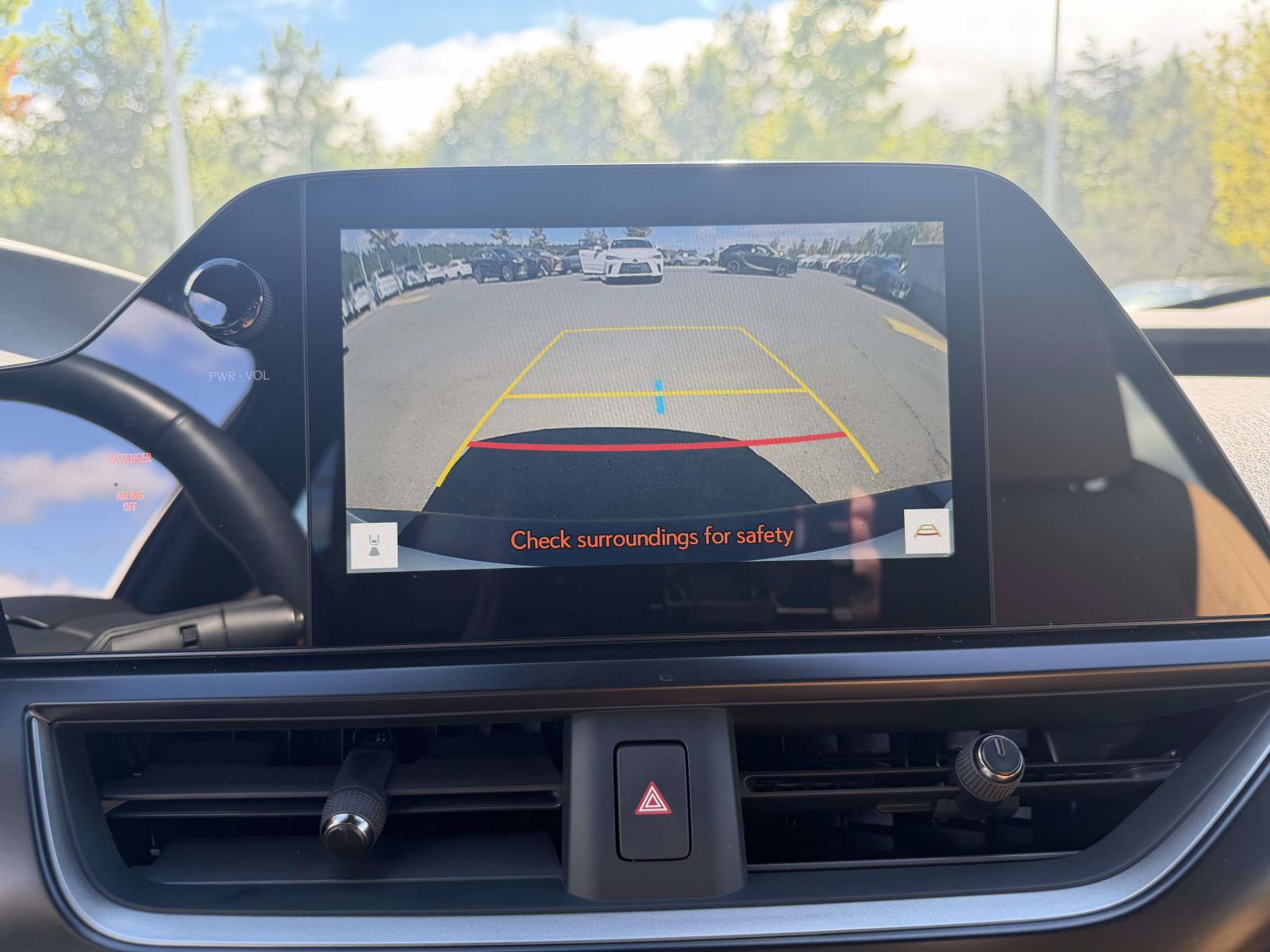 Used 2025 Lexus UX 300h AWD w/ Cold Area Package image 27
