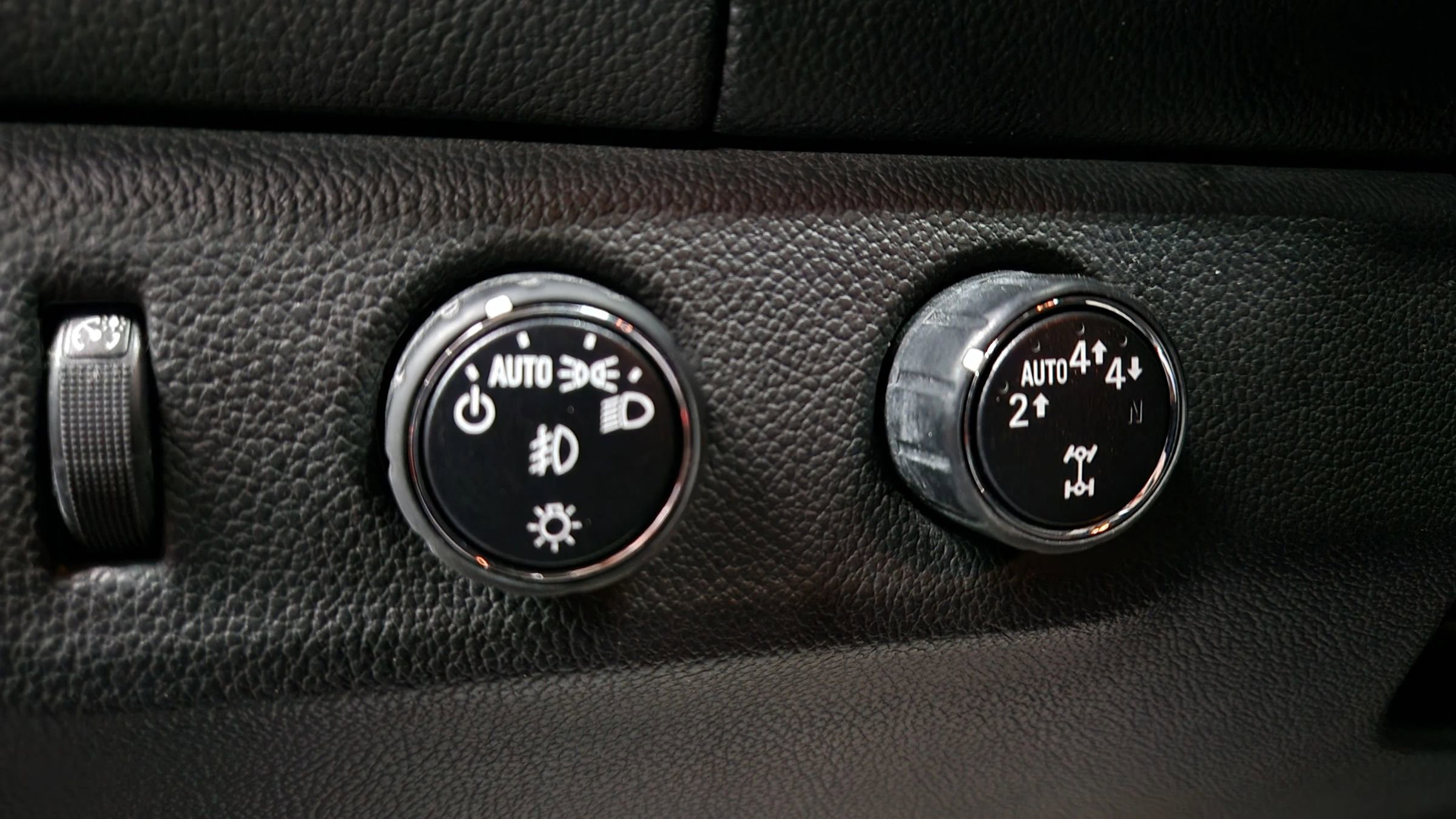 Used 2021 Chevrolet Colorado LT w/ LT Convenience Package image 34