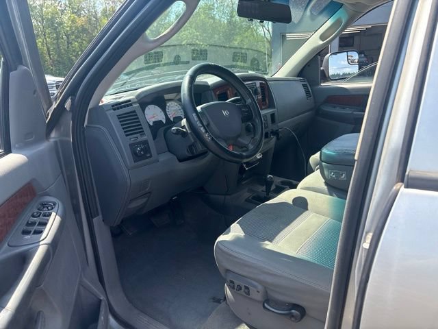 Used 2006 Dodge Ram 2500 Truck SLT w/ Quad Cab Big Horn Value Group AWD/4WD image 12