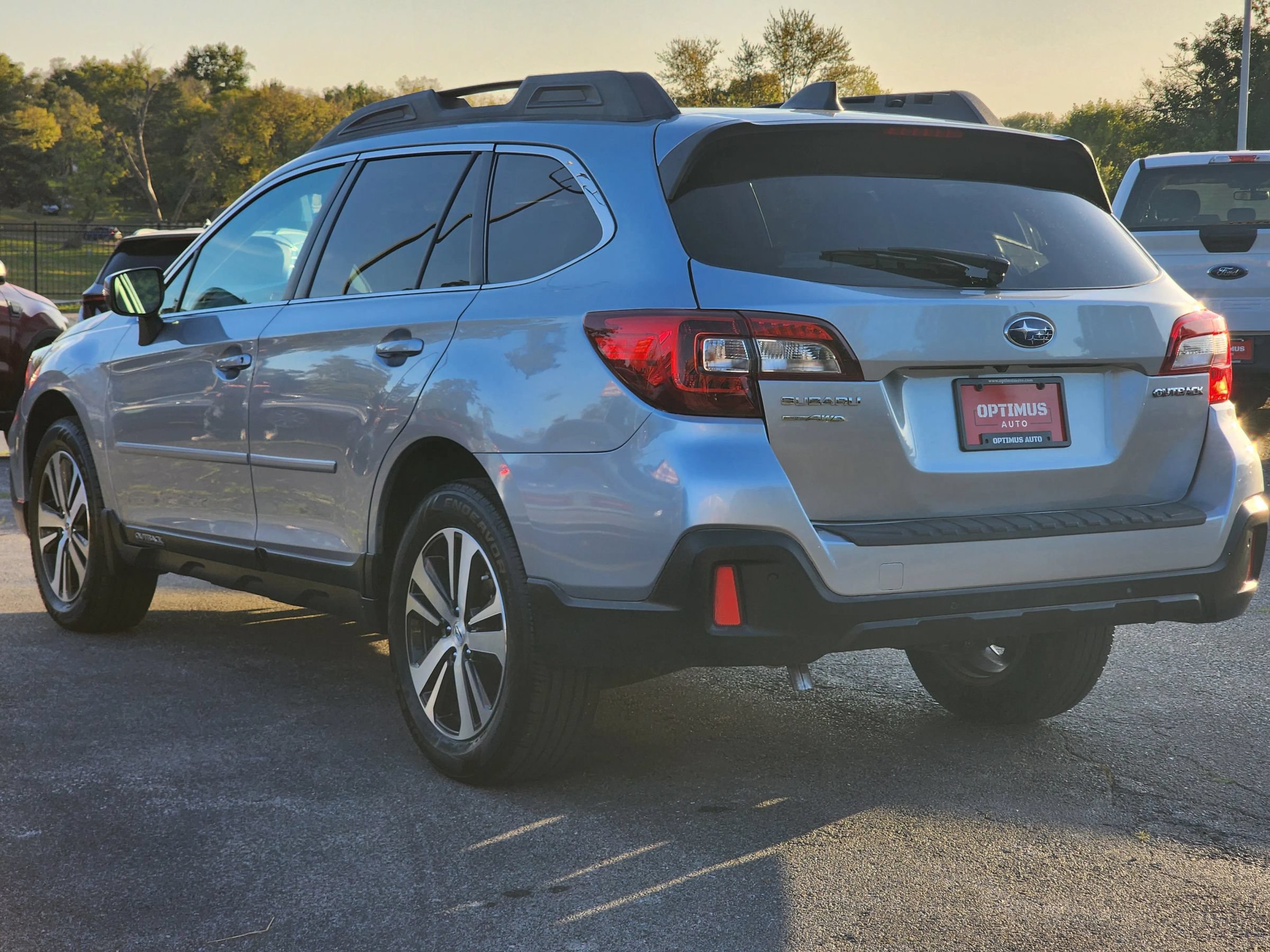 Used 2018 Subaru Outback 2.5i Limited AWD/4WD image 5