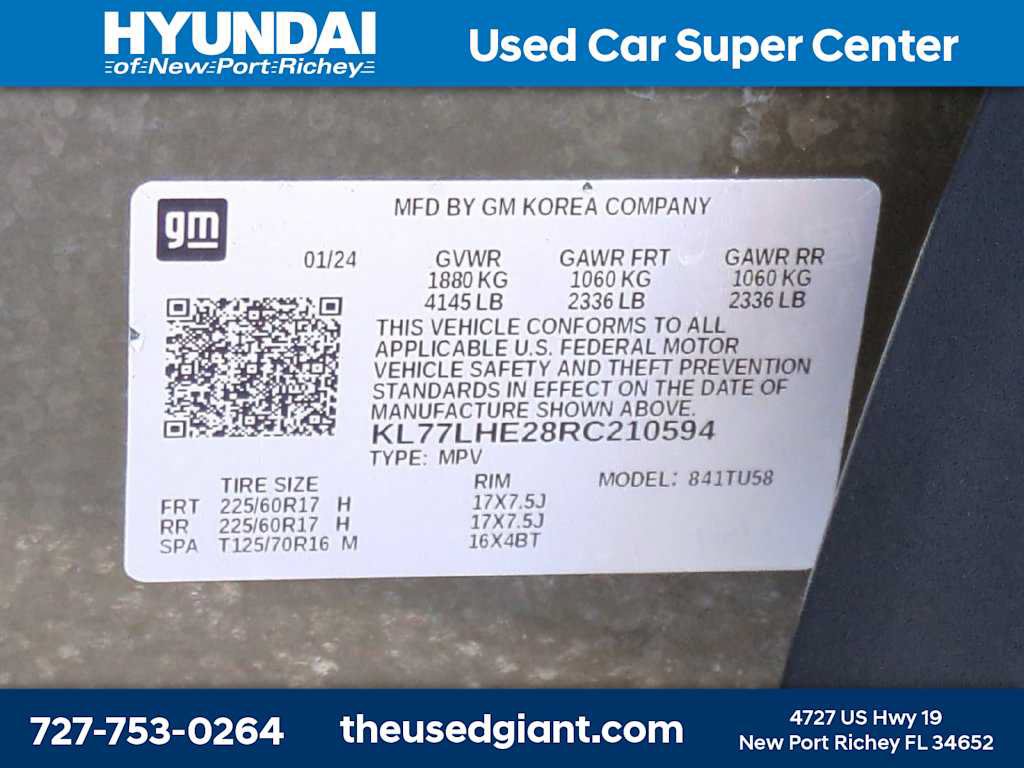 Used 2024 Chevrolet Trax LT w/ Driver Confidence Package FWD image 32