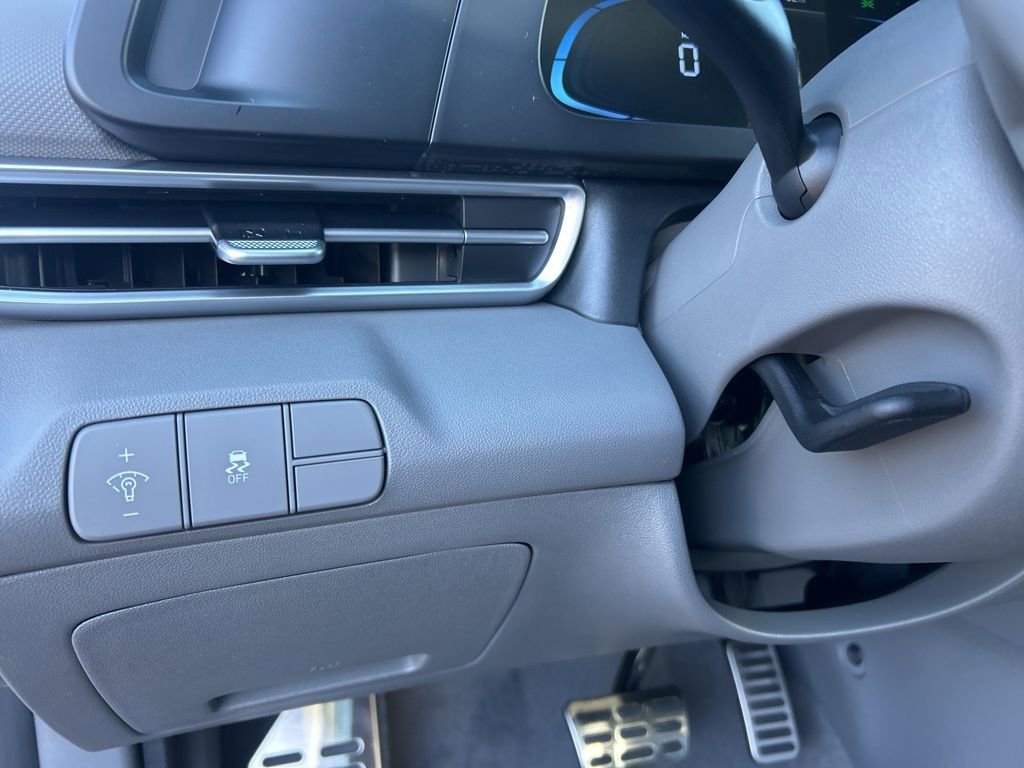 New 2026 Hyundai Elantra Sport image 16