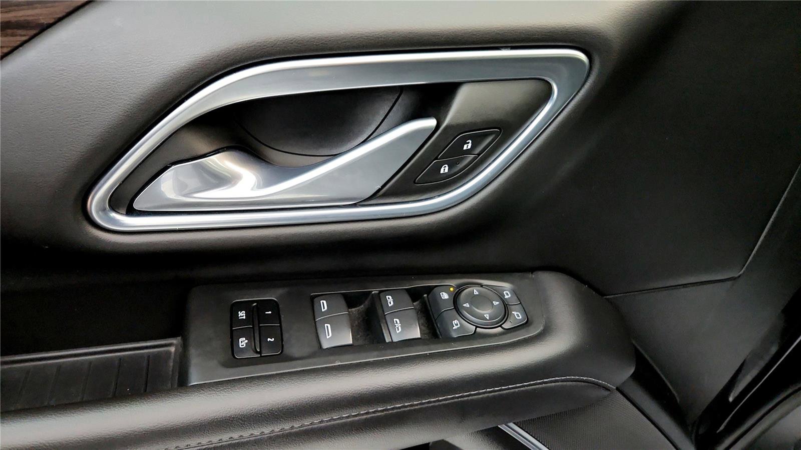 Used 2022 Chevrolet Tahoe LT w/ Luxury Package image 36