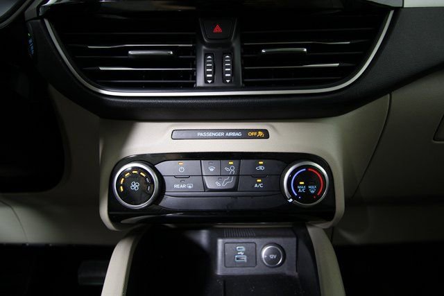 Used 2021 Ford Escape SE image 29