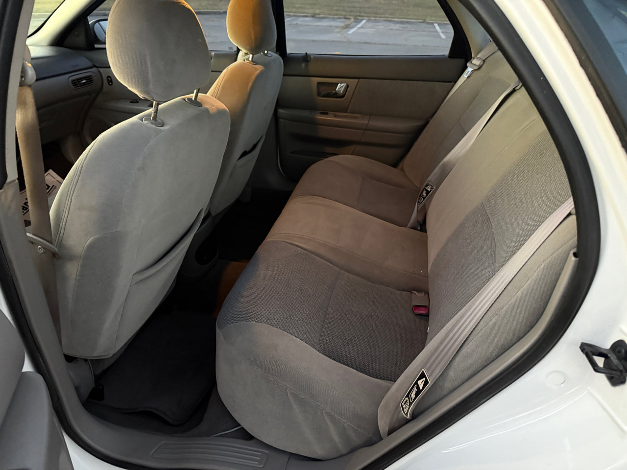 Used 2002 Ford Taurus SE image 13