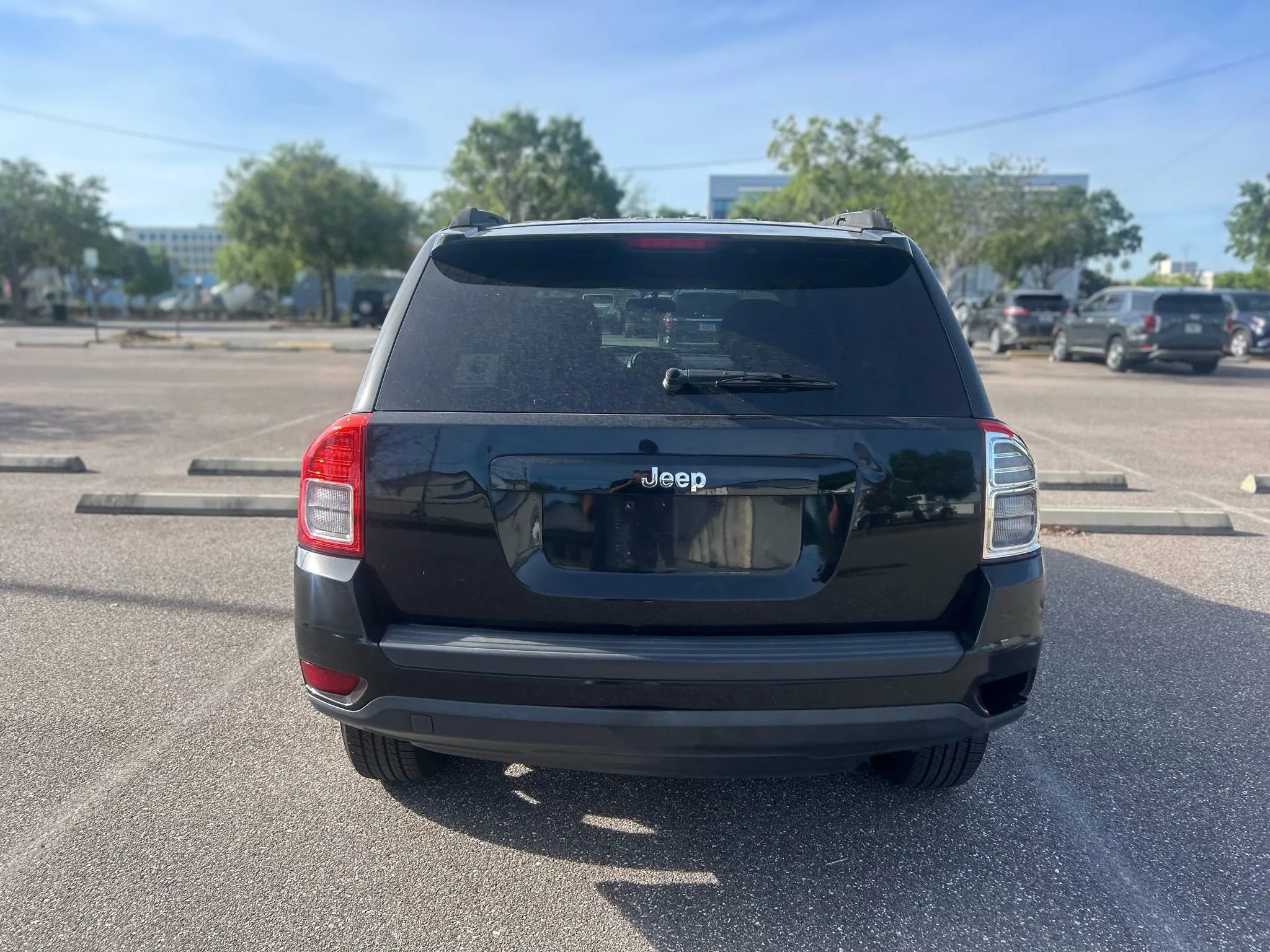 Used 2012 Jeep Compass Sport image 8