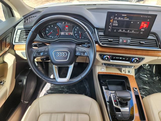 Used 2023 Audi Q5 2.0T Premium w/ Convenience Package image 25