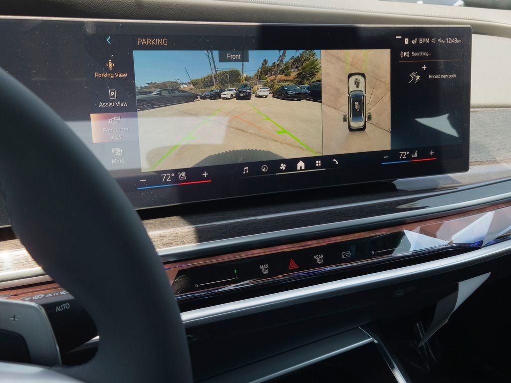 New 2026 BMW 750e xDrive w/ Premium Package AWD/4WD image 11