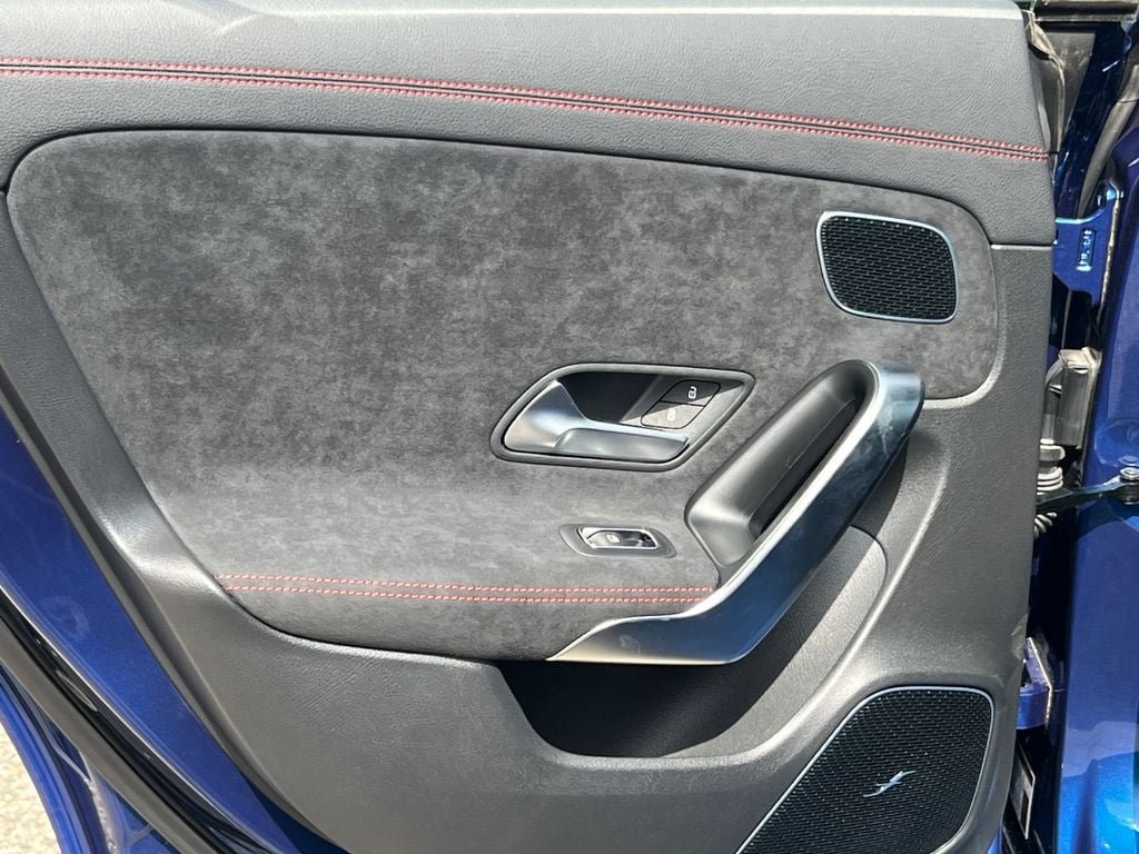 New 2025 Mercedes-Benz CLA 250 4MATIC image 40