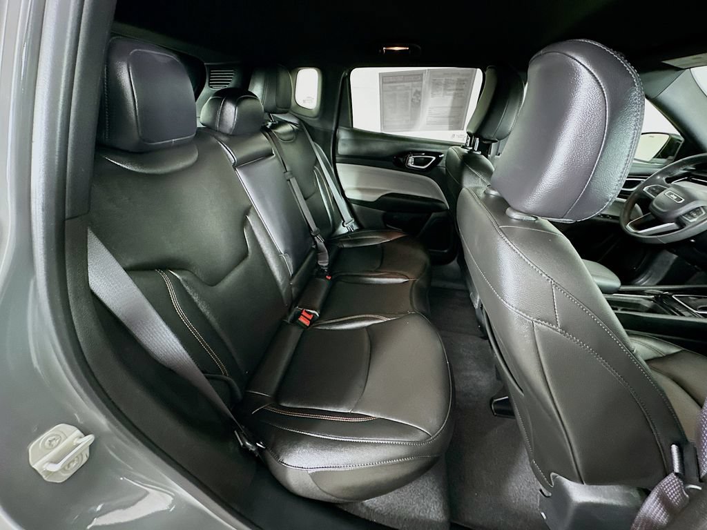 Certified 2024 Jeep Compass Limited AWD/4WD image 36