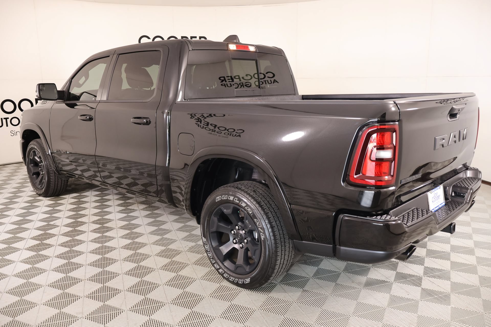 Used 2025 RAM 1500 Big Horn RWD image 23