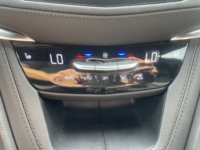 Used 2025 Cadillac XT5 Premium Luxury w/ Technology Package image 28