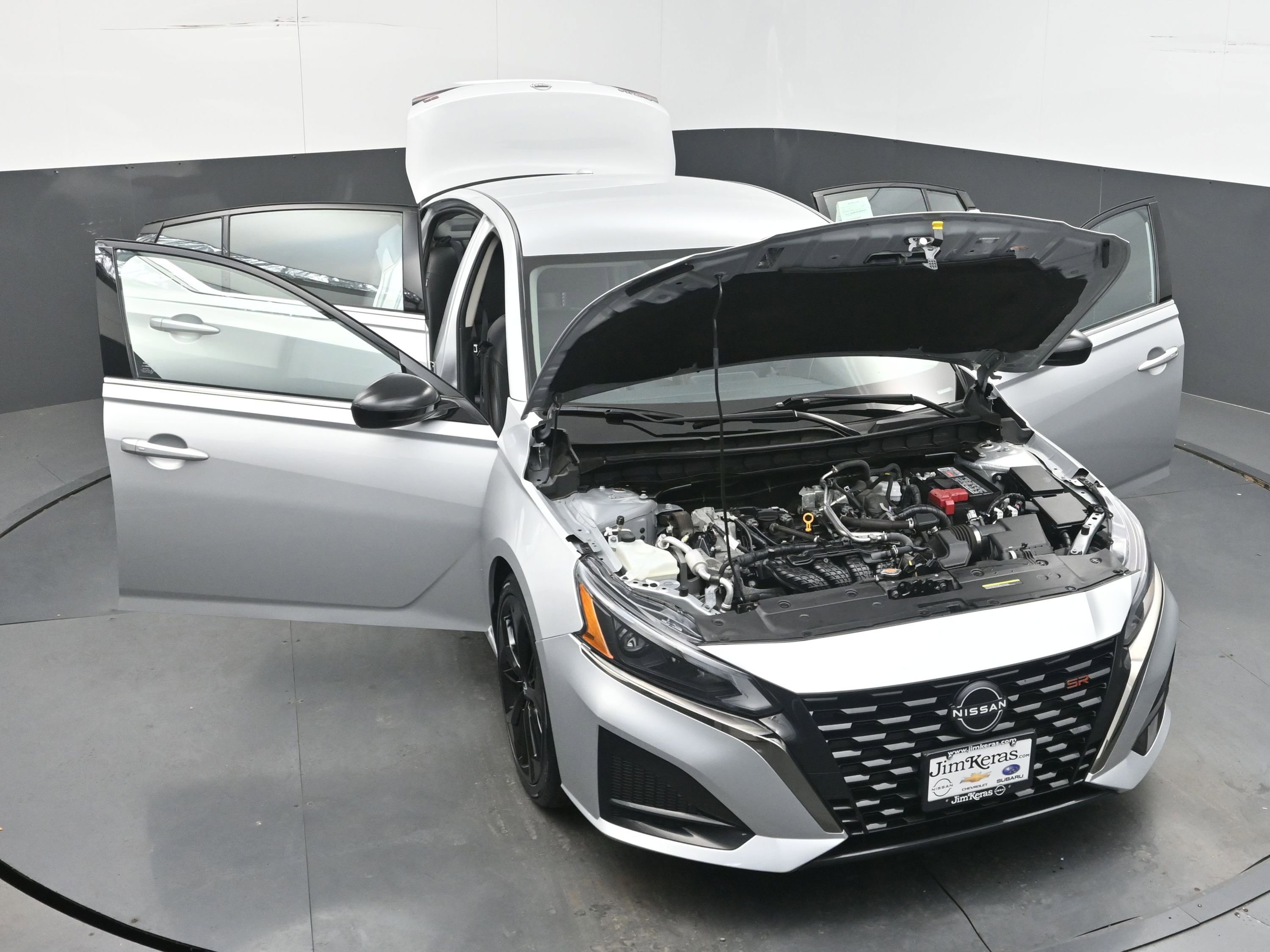 Used 2024 Nissan Altima 2.5 SR FWD image 38