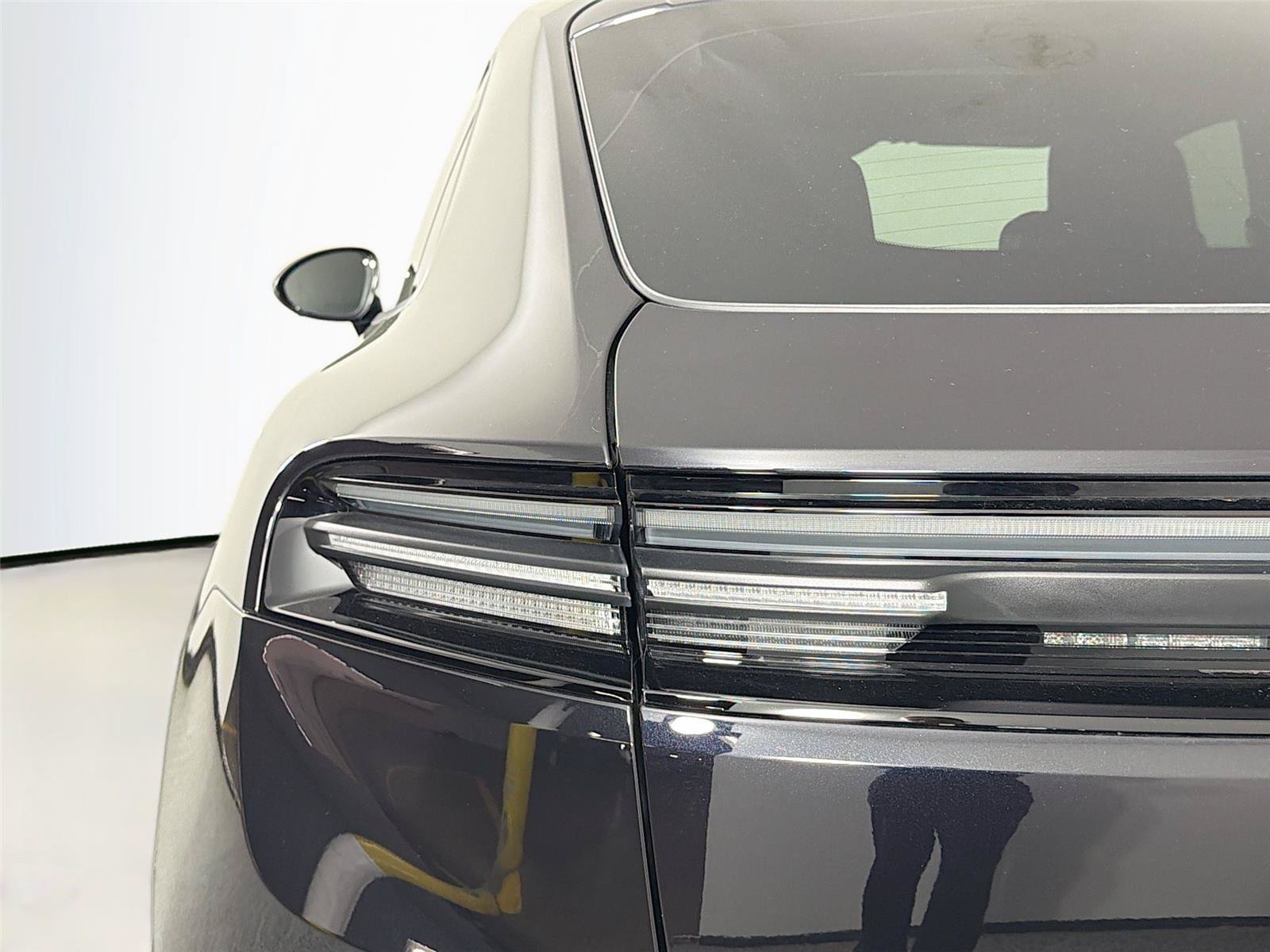 Certified 2026 Porsche Macan 4 Electric RWD image 16