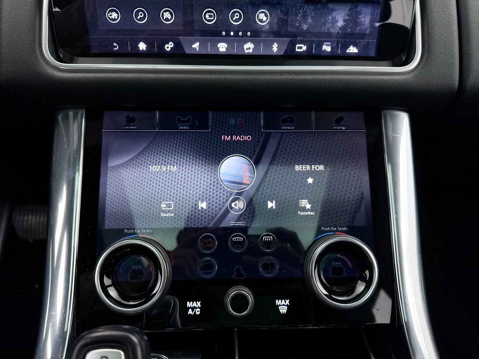 Used 2019 Land Rover Range Rover Sport HSE image 26