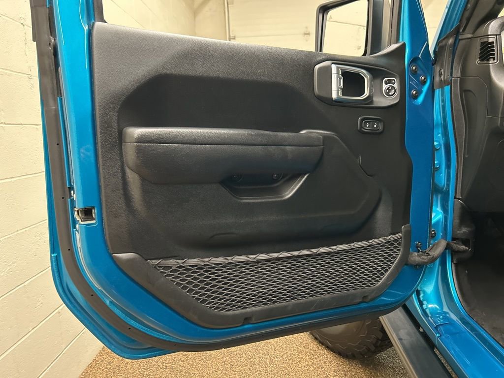 Used 2024 Jeep Wrangler Willys image 13