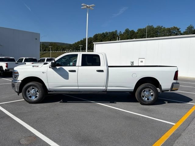 New 2027 RAM 3500 Tradesman AWD/4WD image 3