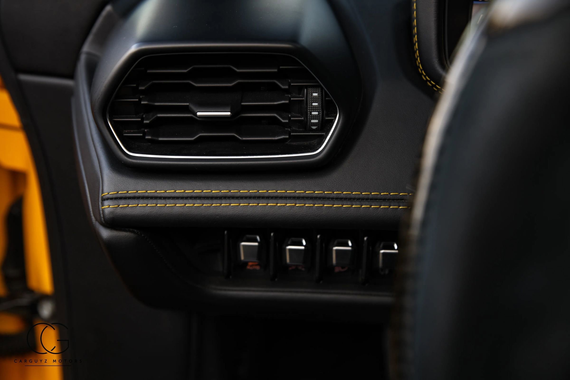 Used 2016 Lamborghini Huracan LP 610-4 image 44