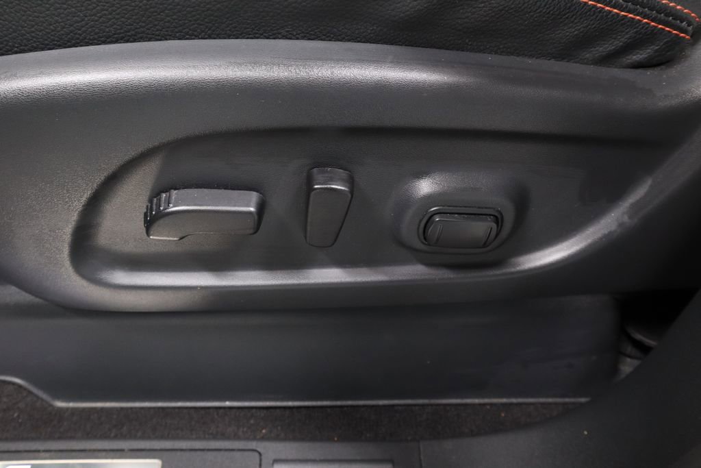 Used 2023 Nissan Titan PRO-4X w/ Pro-4x Convenience Package image 25