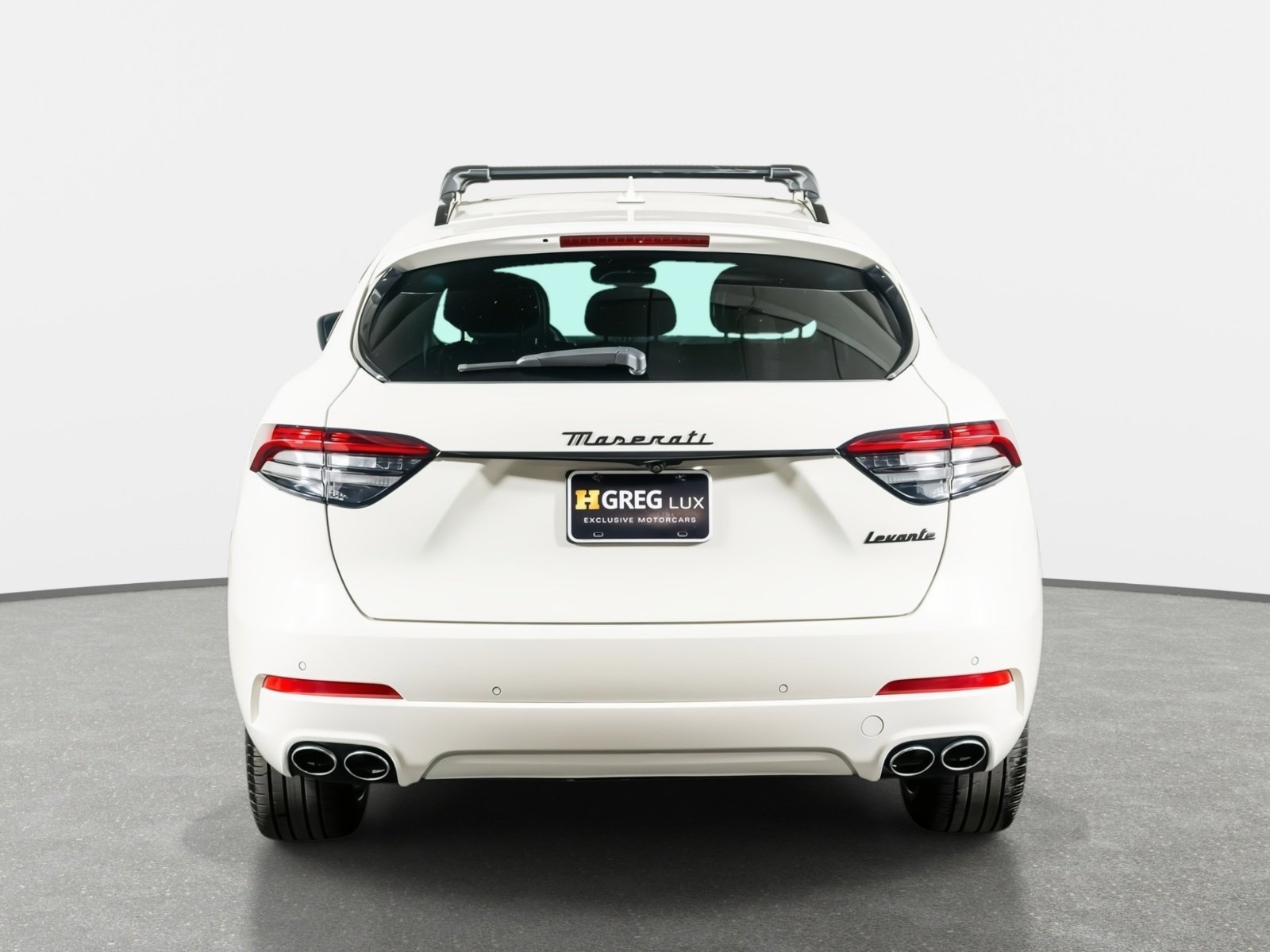 Used 2023 Maserati Levante GT image 10