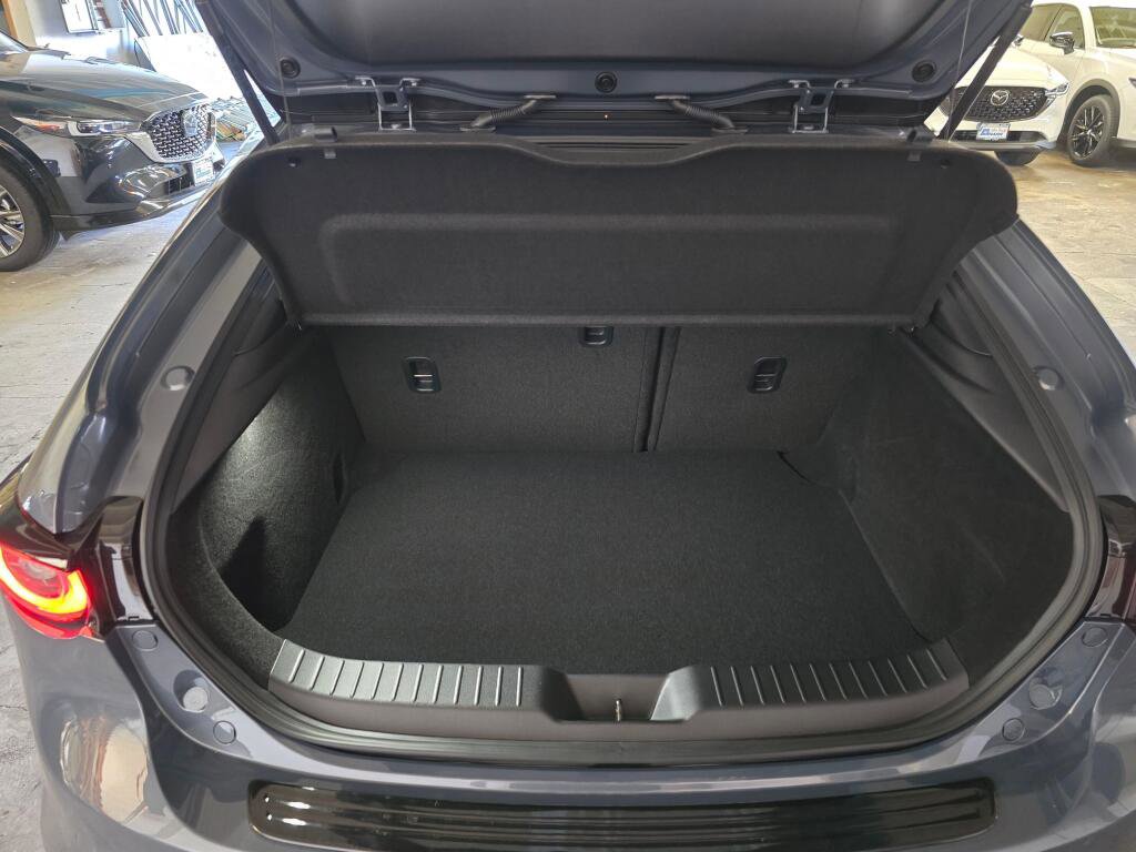 New 2026 MAZDA MAZDA3 2.5 S Hatchback w/ Premium Pkg image 13