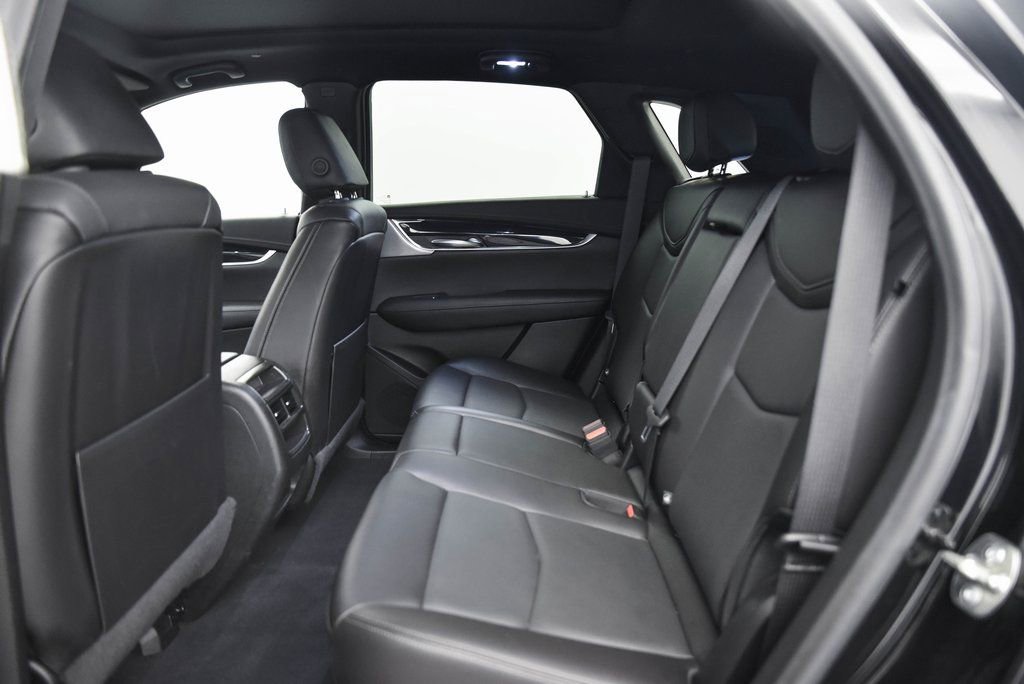 Certified 2025 Cadillac XT5 Premium Luxury image 11