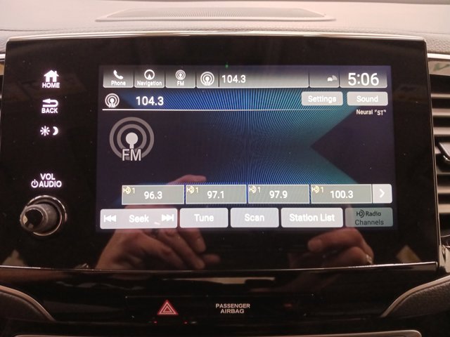 Used 2022 Honda Pilot Touring image 21